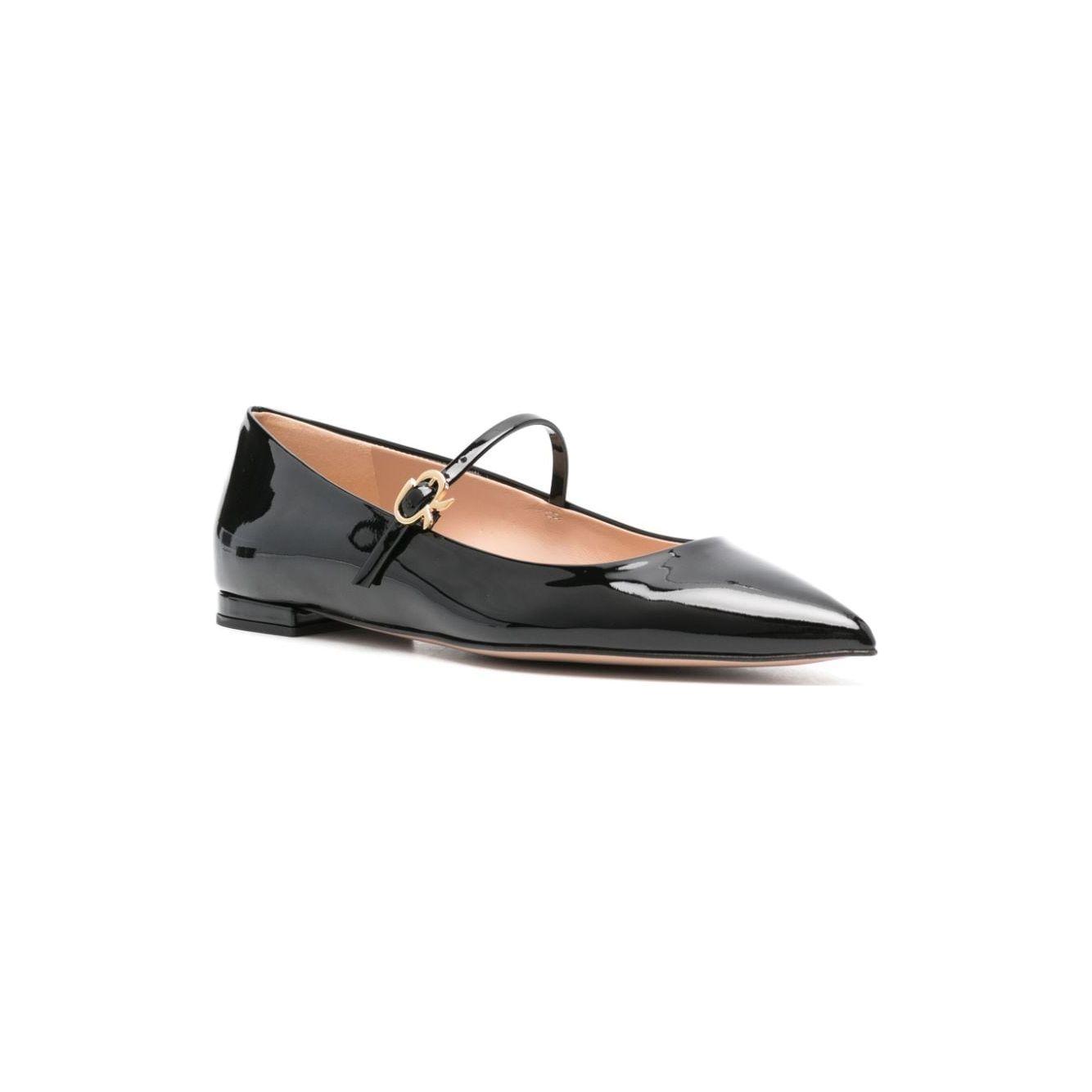 Gianvito Rossi Flat shoes Black Flat Shoes Gianvito Rossi