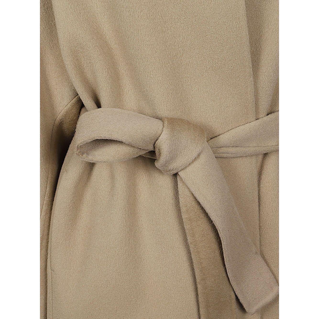 SANDBEIGE Coats