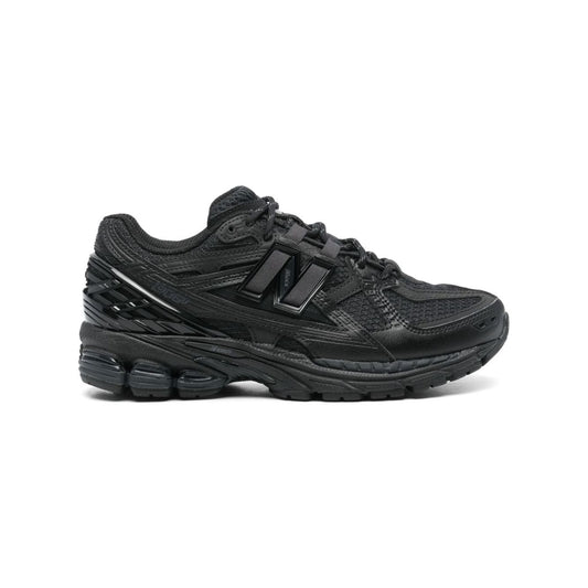 New Balance Sneakers Black