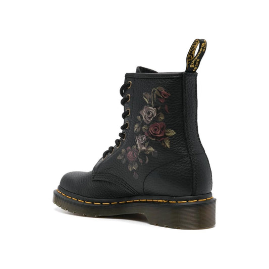 Dr. Martens black calf leather pebbled Boots Boots Dr. Martens