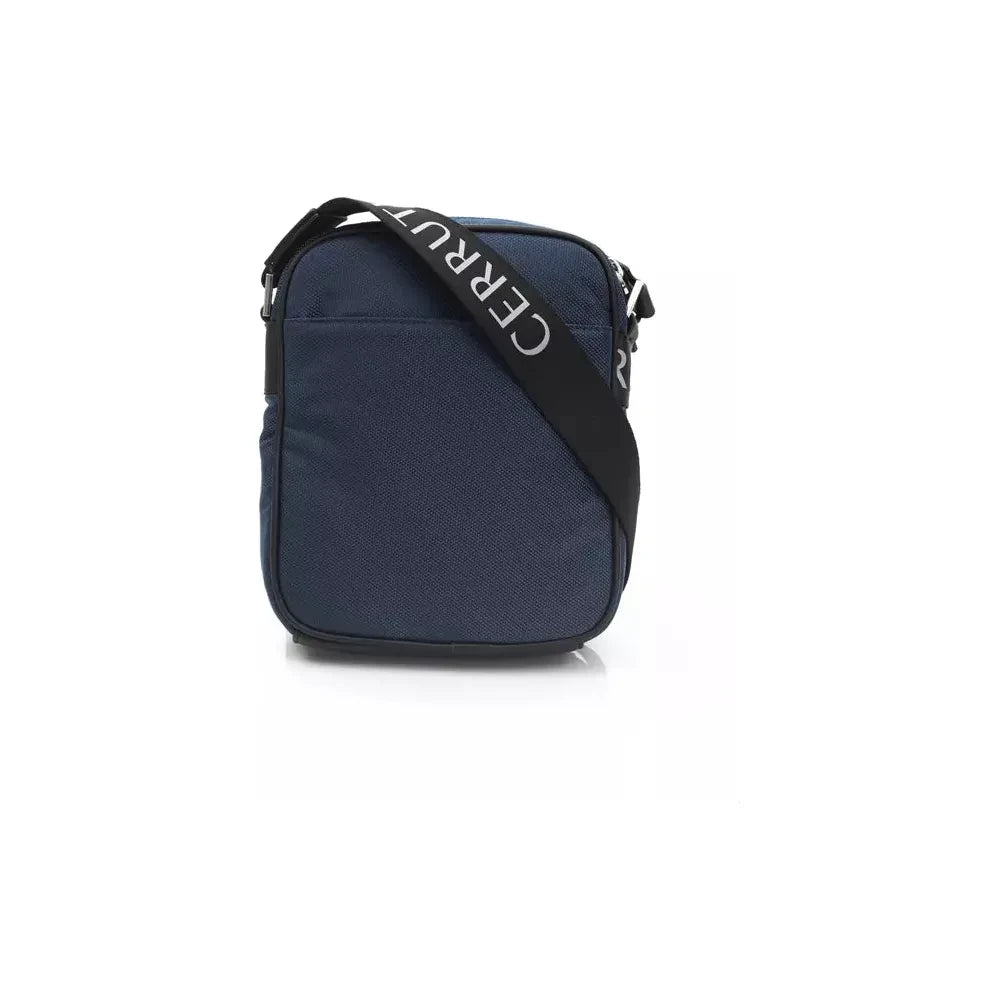 Front view with bag zipped and handles upright.