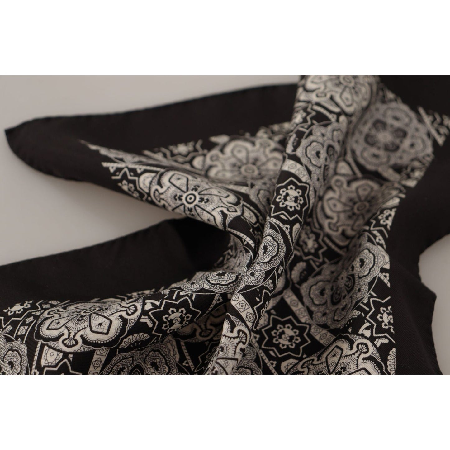 Dolce & Gabbana Elegant Silk Men's Square Scarf Dolce & Gabbana