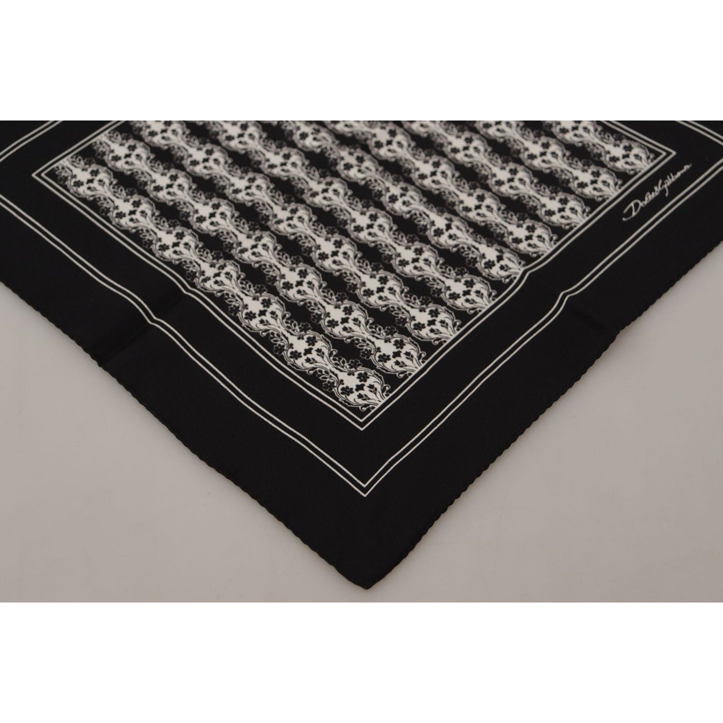 Dolce & Gabbana Elegant Black Silk Men's Square Scarf Dolce & Gabbana