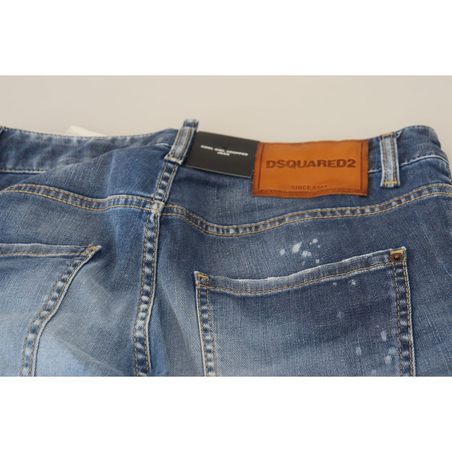 Dsquared² Chic Cropped Blue Denim - Elevate Your Casual Look Dsquared²