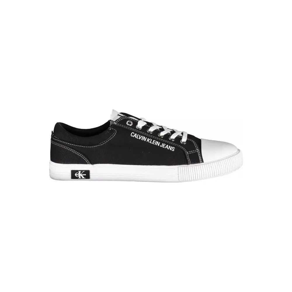 Calvin Klein Elegant Black Sneakers with Contrasting Sole Calvin Klein