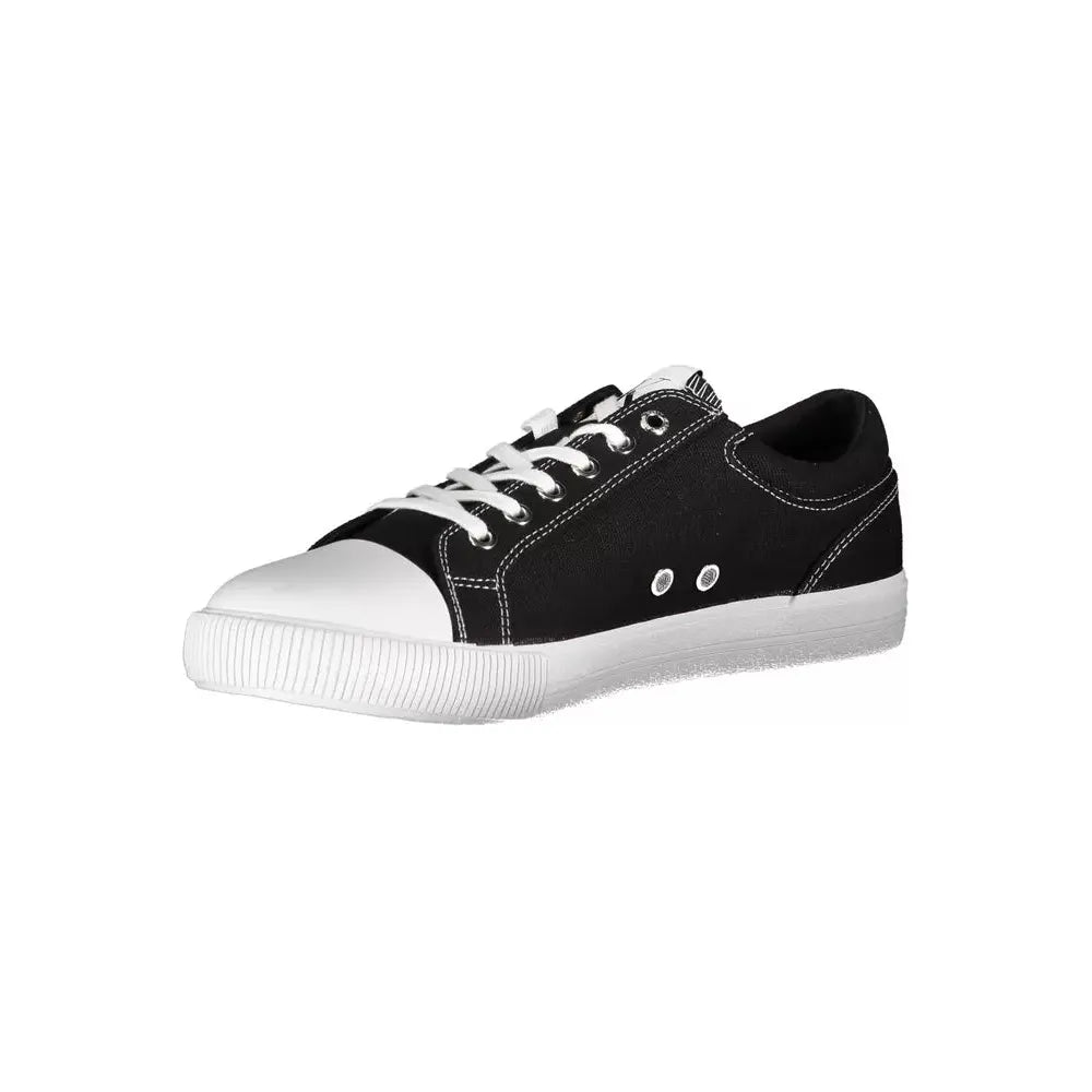 Calvin Klein Elegant Black Sneakers with Contrasting Sole Calvin Klein