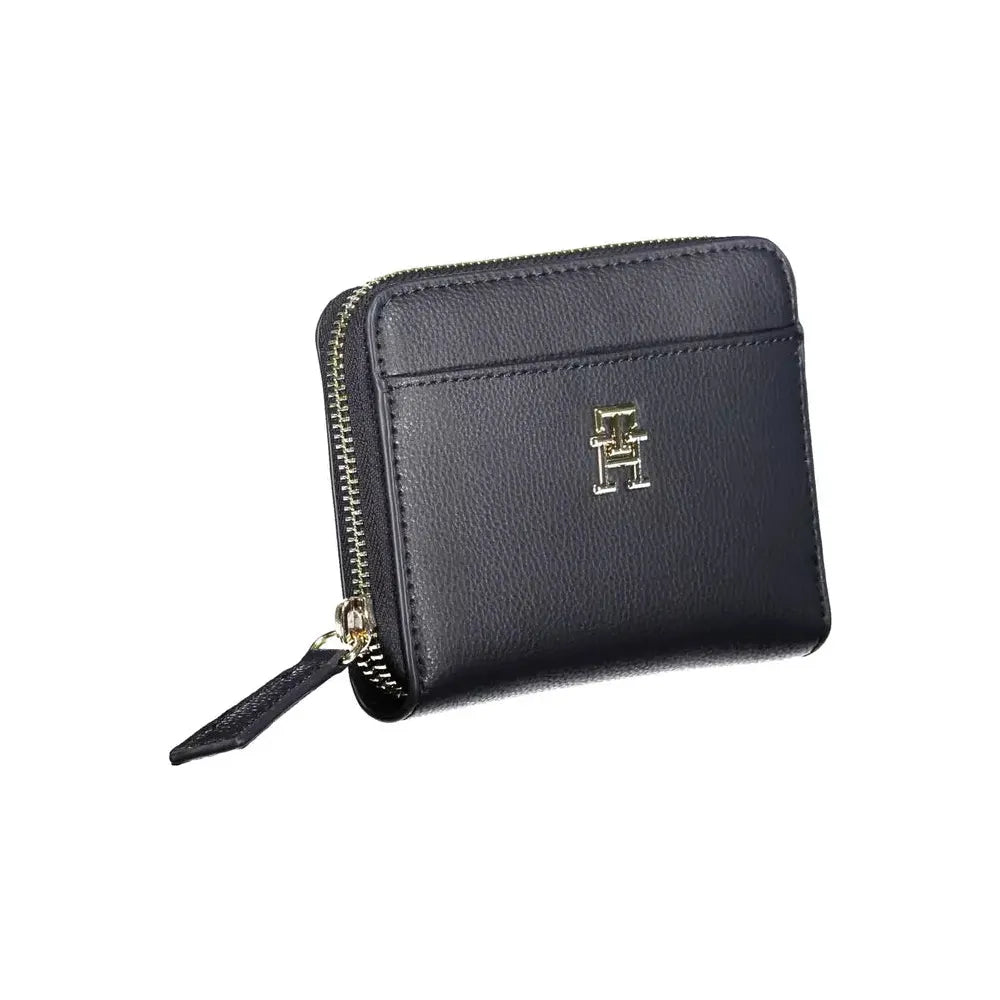 Tommy Hilfiger Elegant Blue Zip Wallet with Contrasting Details Tommy Hilfiger