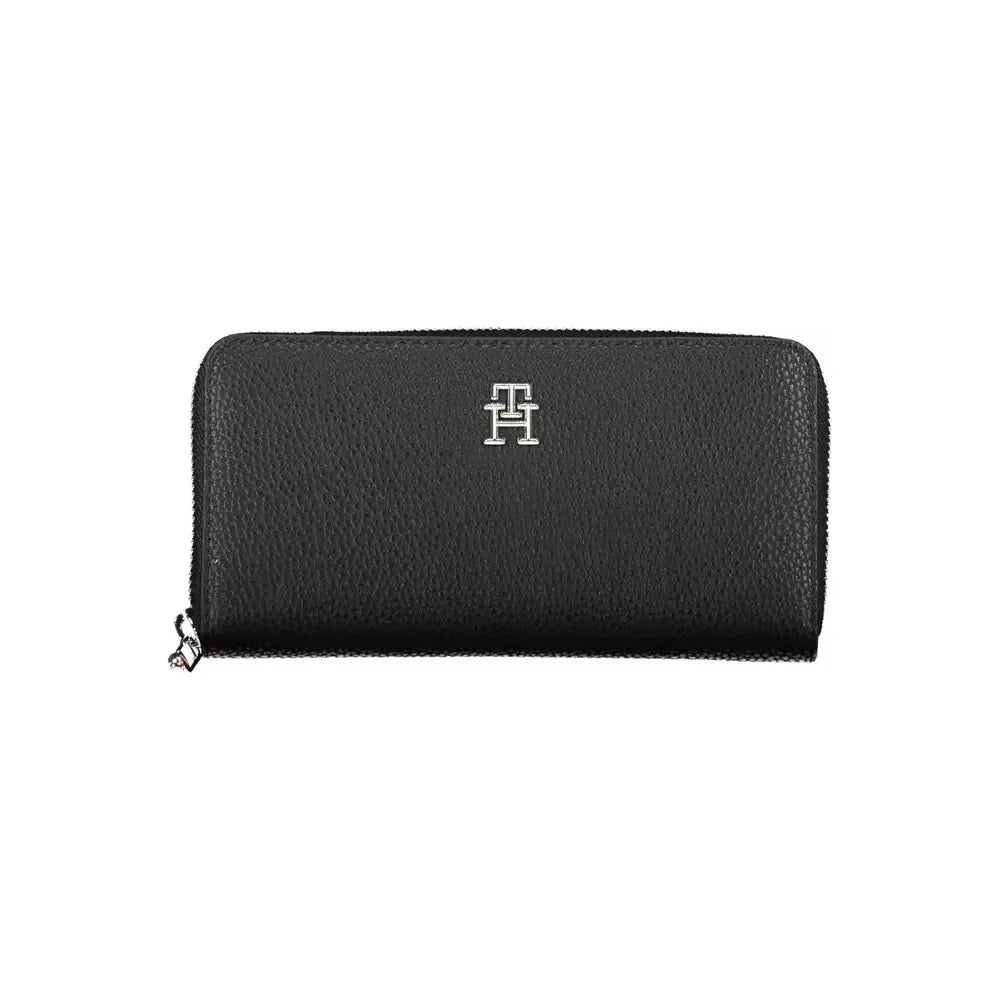 Tommy Hilfiger Elegant Black Wallet with Chic Compartments Tommy Hilfiger