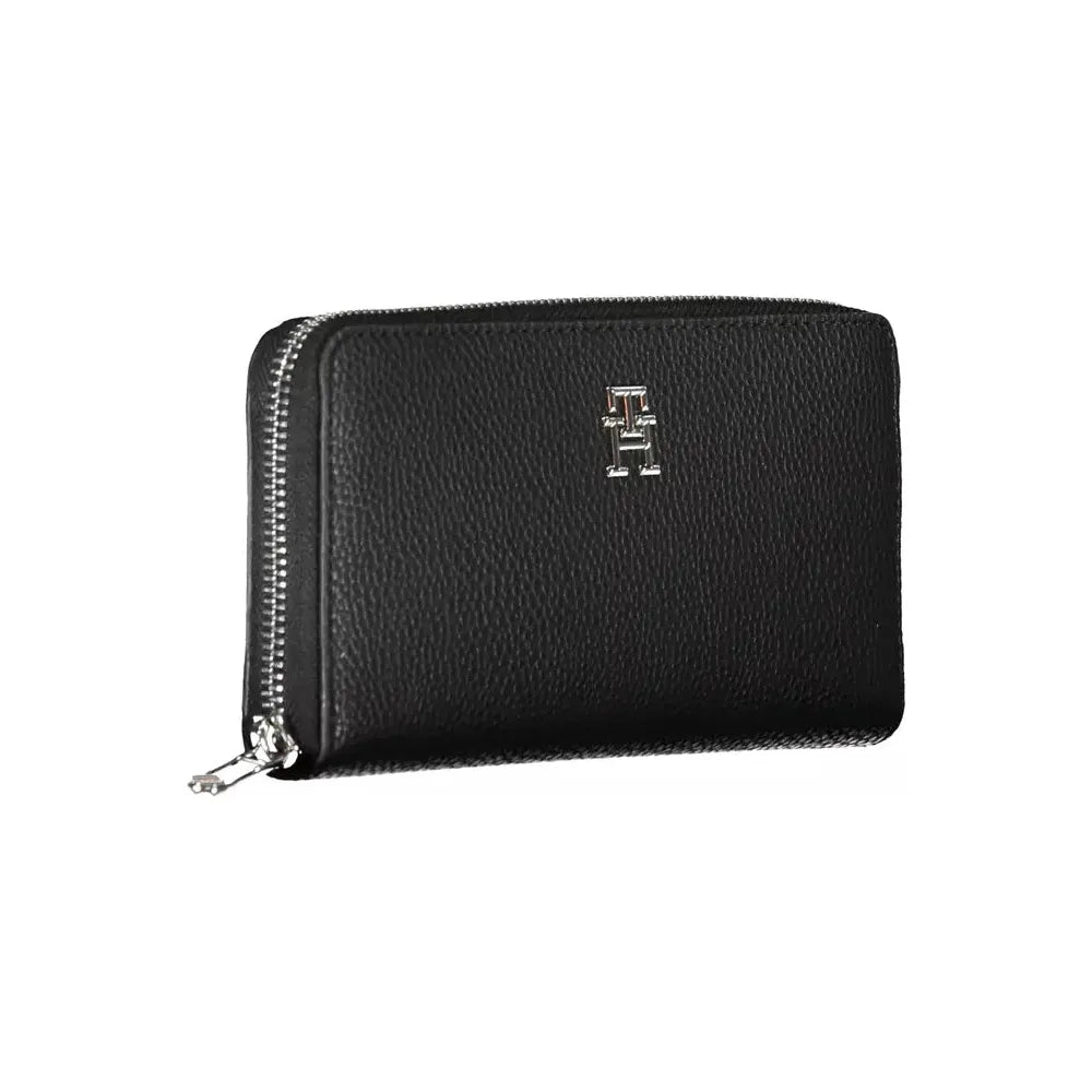 Tommy Hilfiger Elegant Black Wallet with Chic Compartments Tommy Hilfiger