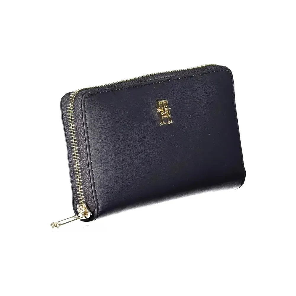 Tommy Hilfiger Sleek Sapphire Wallet with Ample Storage Tommy Hilfiger