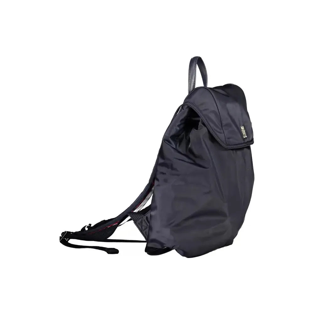 Front view with bag zipped and handles upright.