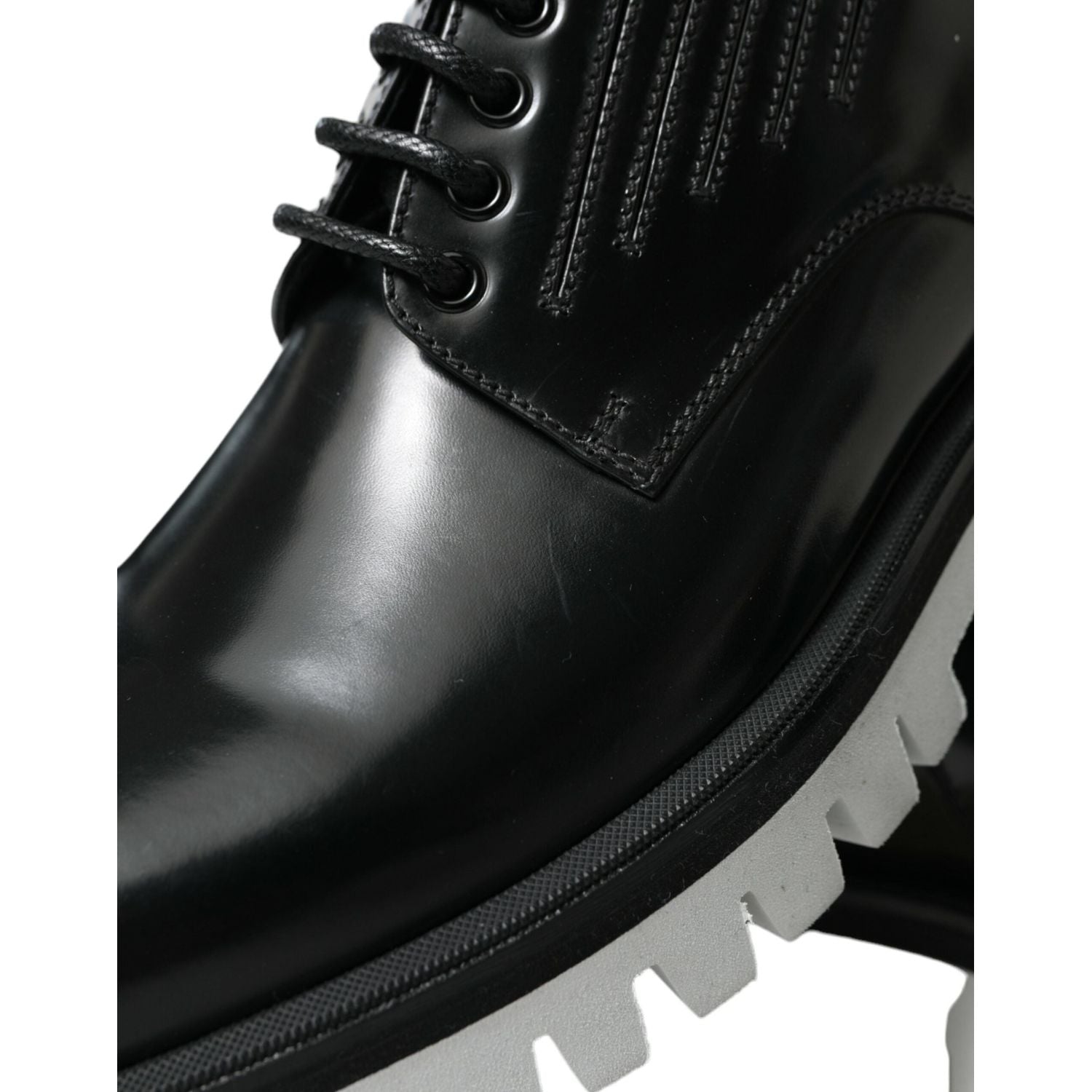 Dolce & Gabbana Sophisticated Black and White Leather Derby Shoes