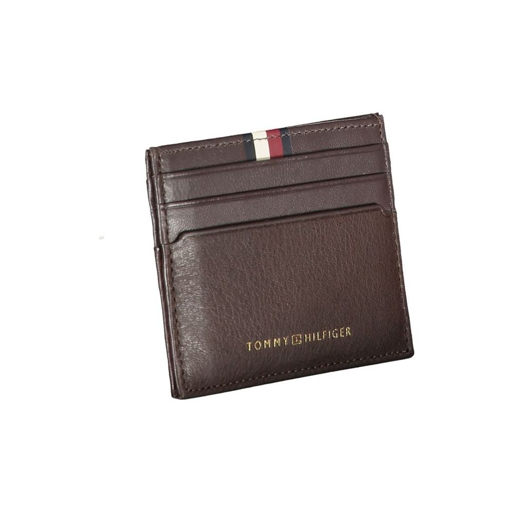 Tommy Hilfiger Elegant Leather Card Holder in Brown Tommy Hilfiger