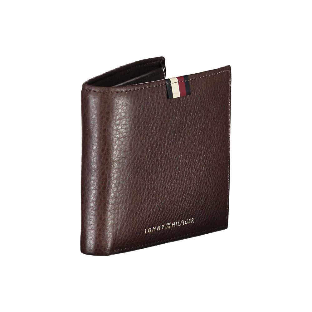 Tommy Hilfiger Elegant Brown Leather Wallet with Modern Contrast Tommy Hilfiger