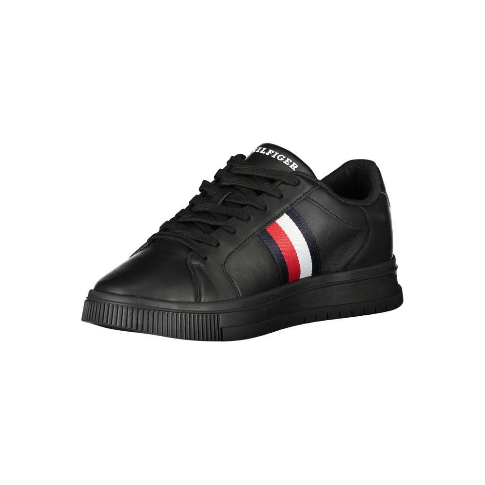 Tommy Hilfiger Sleek Black Sneakers with Contrast Details Tommy Hilfiger