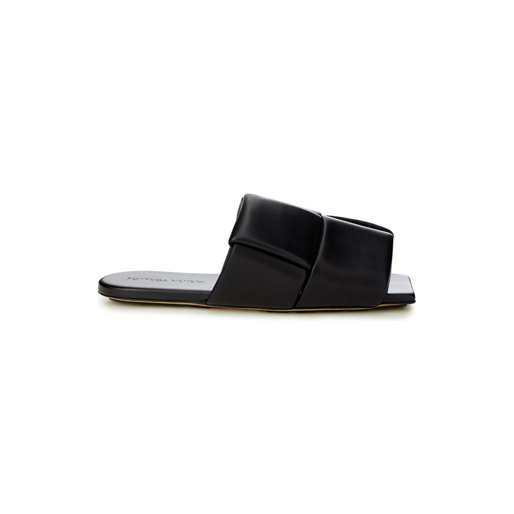 Bottega Veneta Elegant Black Leather Sandals Bottega Veneta