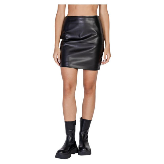 ICHI Black Polyethylene Skirt ICHI